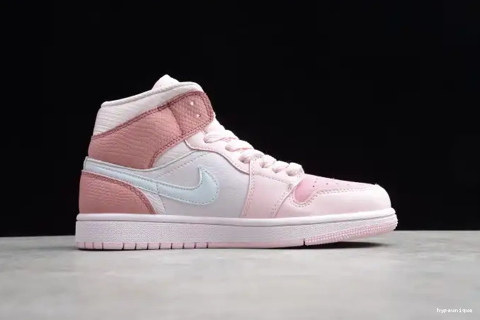 HYPE CW5379-600 Jordan Air Pink Digital Mid 1 0520